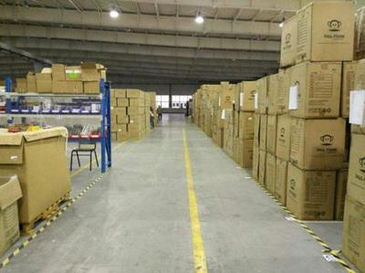 上海電商倉庫如何以高效倉儲服務應對復雜服裝倉儲挑戰